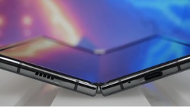Galaxy Z Fold 3 RGB şeridi geliyor!